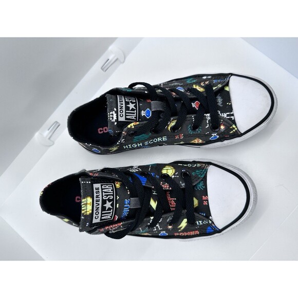 Converse Kids Video Game Characters Design For Big Boys Size 2 GUC black multi - Picture 2 of 11